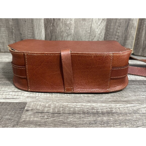 Lucky Brand The Point Leather Saddle Bag Cognac Leather Crossbody Purse Bag - Picture 6 of 10